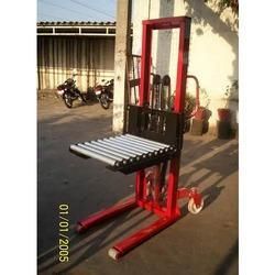 manual stacker manufacturers in india